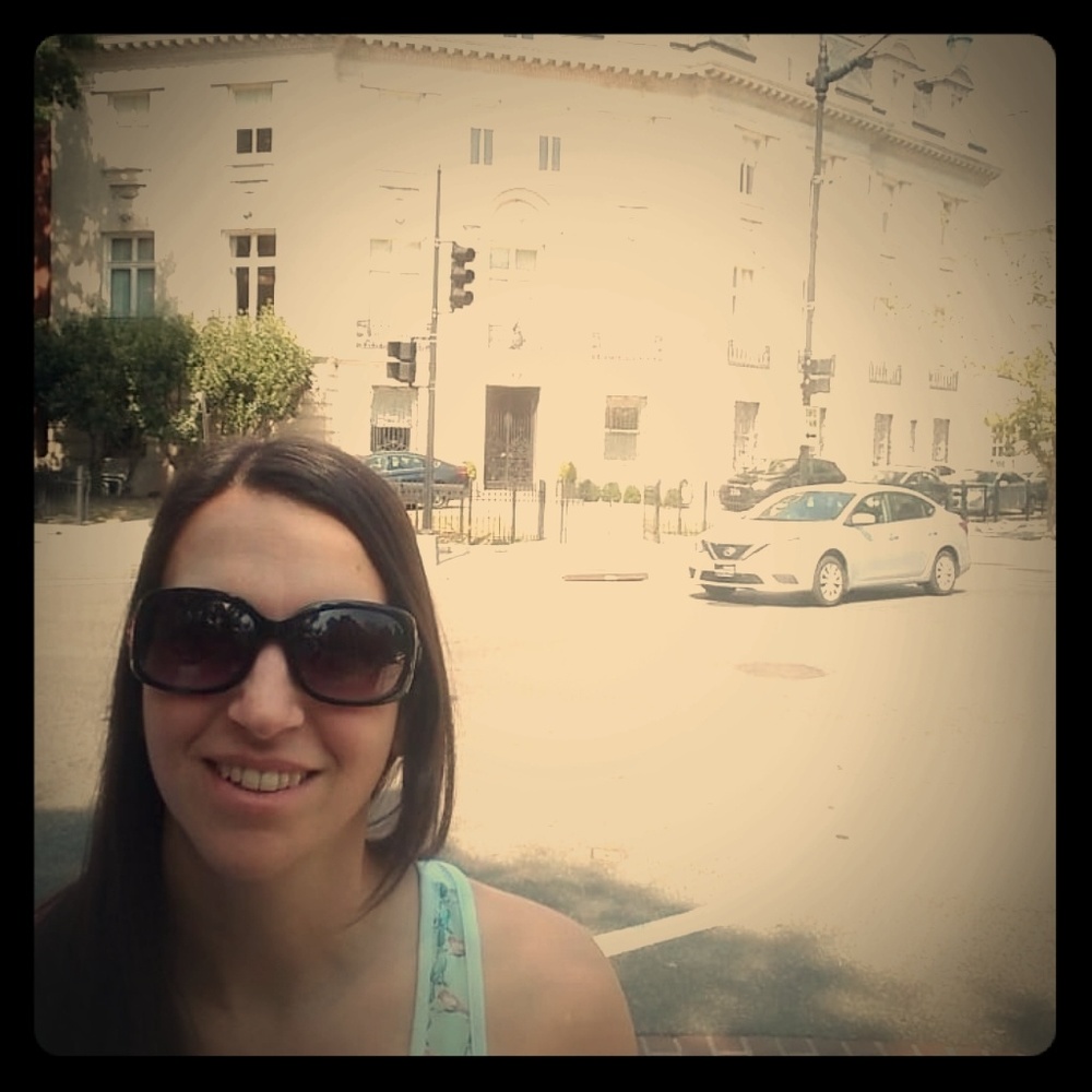 Meet your Posher, Veronica